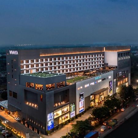 Vivanta Bhubaneswar DN Square Bagian luar foto