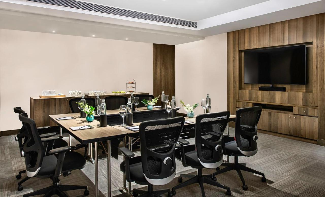Vivanta Bhubaneswar DN Square Bagian luar foto